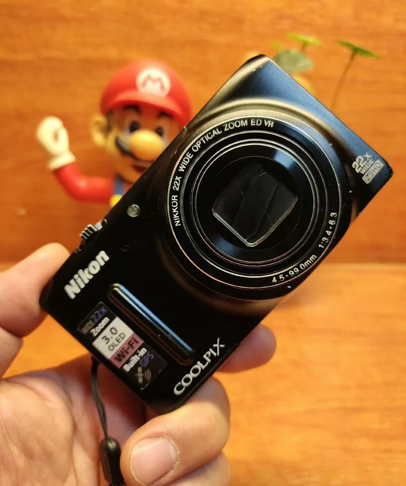 Authentic Old-School Digital Camera